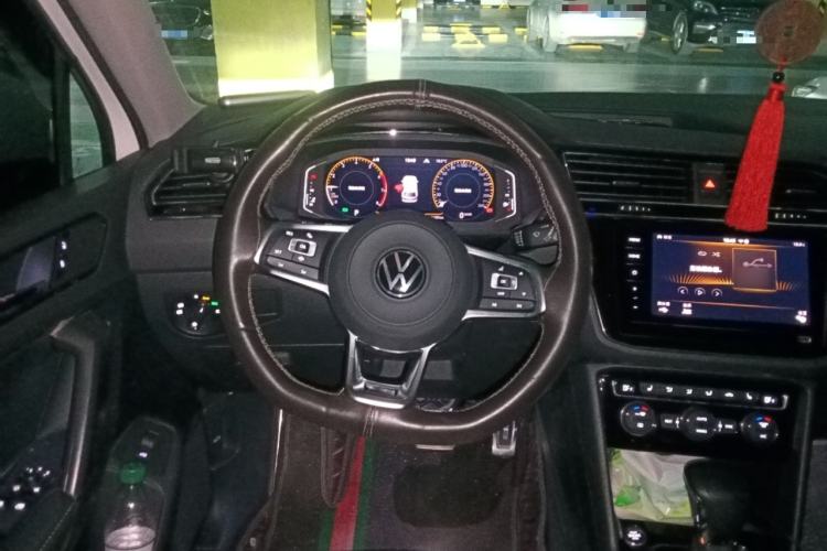 Used Volkswagen Tiguan L 2021 380TSI Automatic All-Wheel Drive R-Line Comfort Plus 7-Seater
