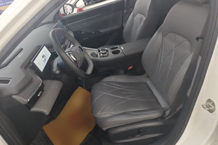 Used  L6 2025 EM-i 140km Explorer+ Edition
