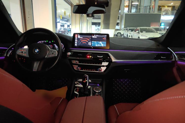 Used BMW 5 Series 2022 Second Facelift 530Li Leading Edition M Sport Package
