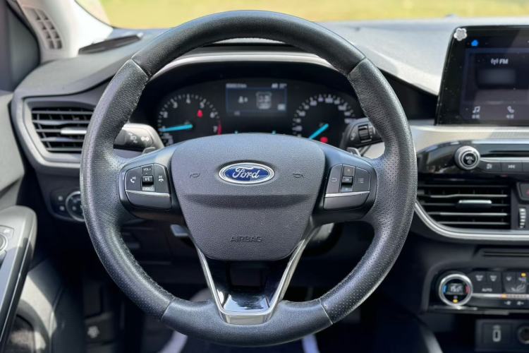 Used Ford Focus 2020 Sedan EcoBoost 180 Automatic Trend Edition

