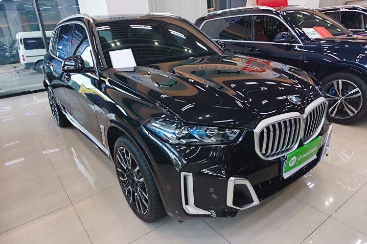 Used BMW X5 2023 xDrive 40Li M Sport Package