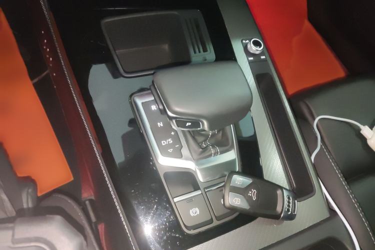 Used Audi Q5L 2022 Updated 40T Luxury Dynamic Edition
