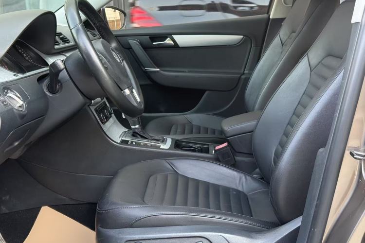 Used Volkswagen Magotan 2013 1.8TSI Premier Model
