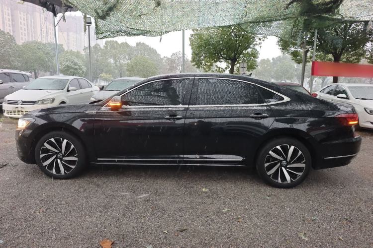 Used Volkswagen Passat 2024 330TSI Elite Edition
