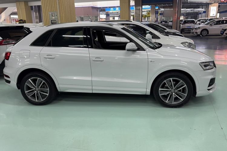 Used Audi Q3 2018 30th Anniversary Edition 40 TFSI quattro all-wheel-drive sport model