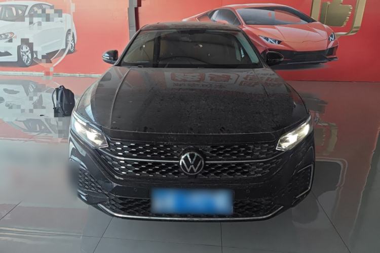 Used Volkswagen Passat 2025 Outstanding Model 380TSI Starry Dragon Edition
