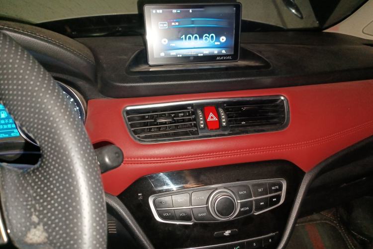 Used Haval H1 2016 Blue Label 1.5L AMT Luxury Model
