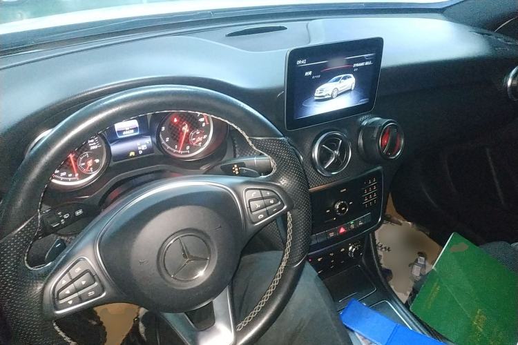 Used Mercedes-Benz A-Class (Import) 2018 A 200 Fashion Model
