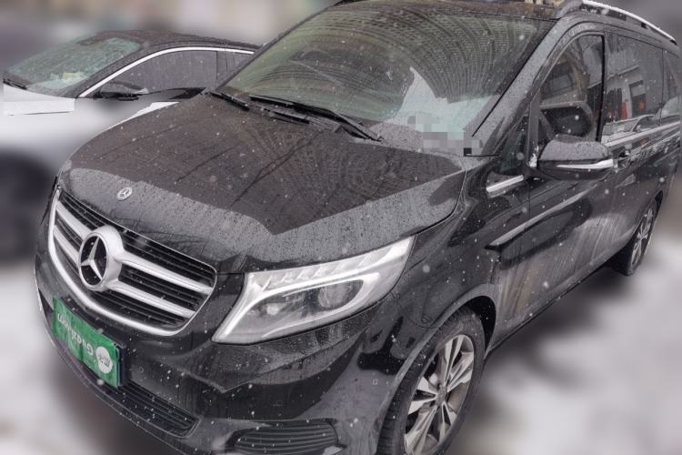 Used Mercedes-Benz V-Class 2017 V 260 Avantgarde Edition