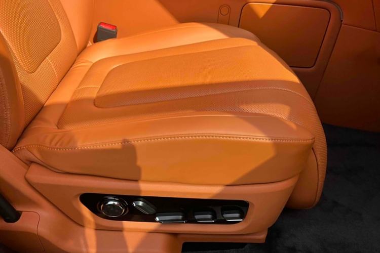 Used Hima AITO M9 2024 Range-Extended Ultra Version 42 kWh 6-Seater Model
