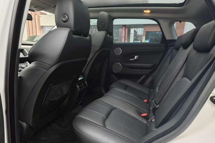 Used Land Rover Range Rover Evoque 2018 240 PS SE Smart Brilliance Edition