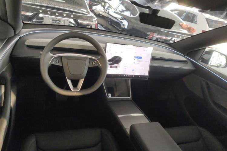 Used Tesla Model Y 2026 Rear-Drive Model