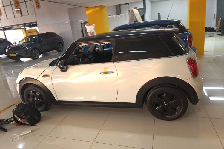 Used  MINI 2014 1.2T ONE
