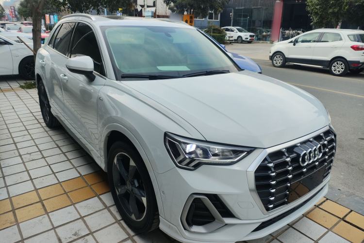 Used Audi Q3 2021 35 TFSI Fashion Dynamic Model
