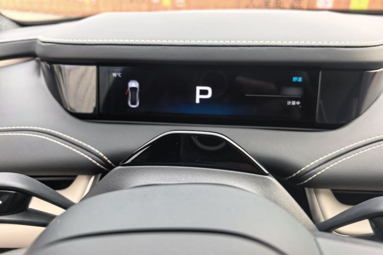 Used  SU7 2024 Rear-Drive Ultra-Long Range Advanced Pro-Level Intelligent Driving Version
