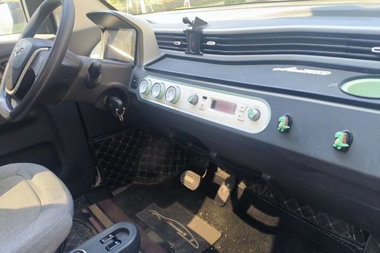 Used Wuling Hongguang MINIEV 2021 Macaron Premium Model – Lithium-NMC
