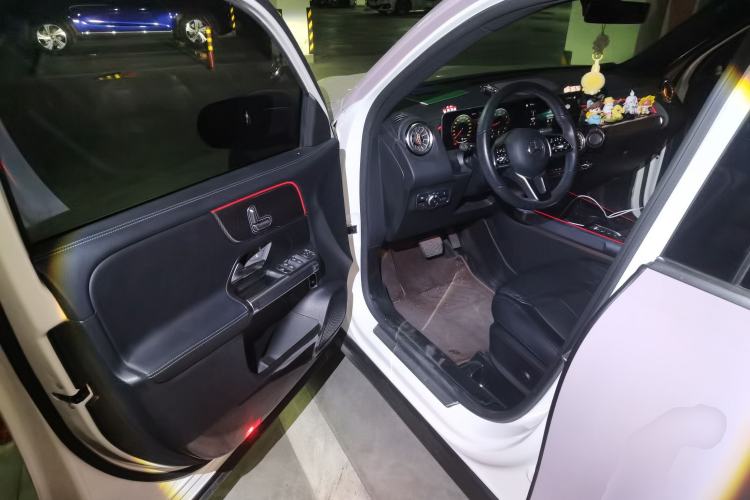 Used Mercedes-Benz GLB 2020 Updated GLB 200 Dynamic Edition
