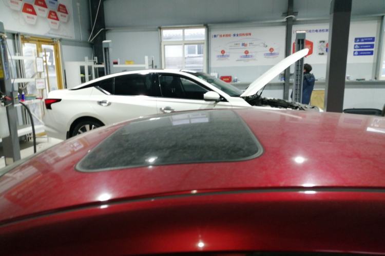 Used Mazda Mazda 3 Axela 2014 Hatchback 2.0L Automatic Flagship Model