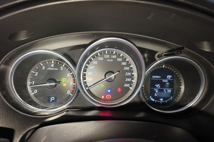 Used Mazda CX-5 2013 2.5L Automatic 4x4 Luxury Version
