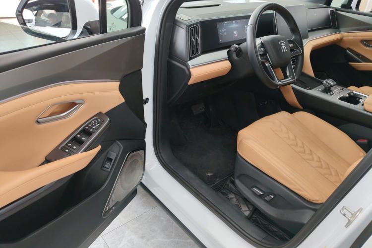 Used BYD Song L DM-i 2024 112 km Beyond Edition
