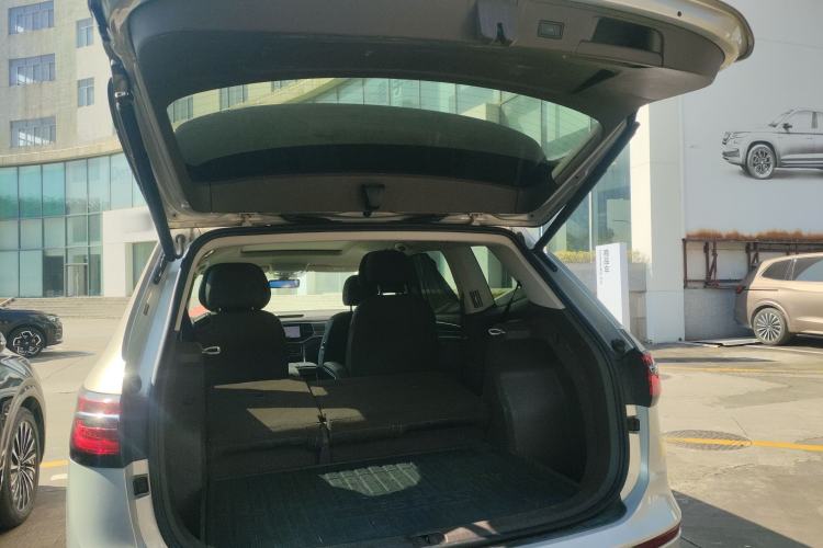 Used Volkswagen Viloran 2020 380TSI Prestige Edition
