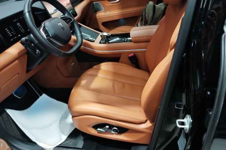 Used Hima AITO M7 2024 1.5T Intelligent Drive 4WD Ultra Version 5 Seats