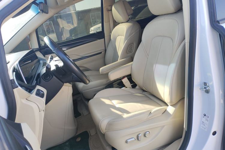 Used Buick GL8 2023 ES Lu Zun Deluxe Model
