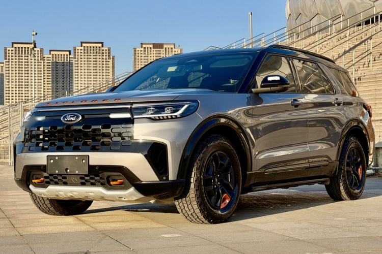 Used Ford Explorer 2024 2.3T EcoBoost Kunlun Peak Edition 6-Seater