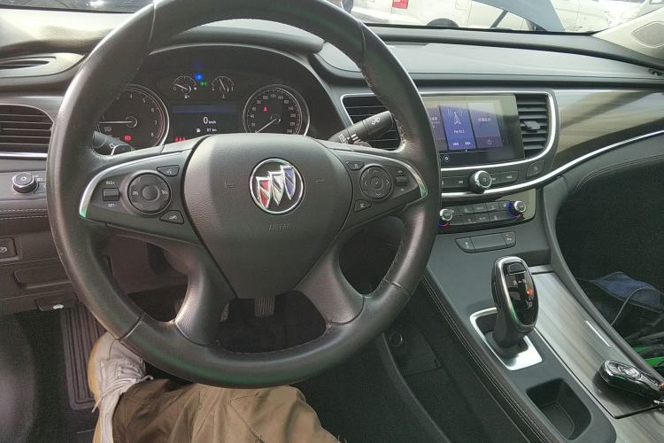 Used Buick LaCrosse 2021 552T Luxury Version
