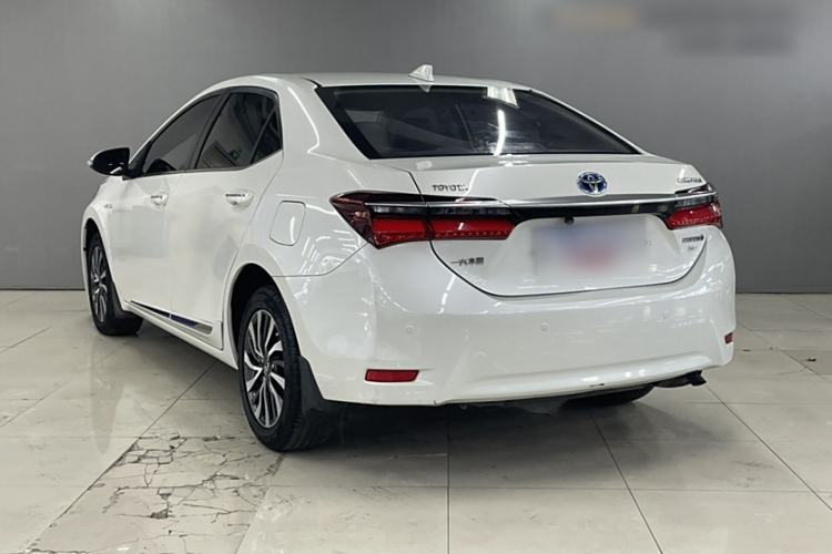 Used Toyota Corolla 2016 Dual-Engine 1.8L E-CVT Elite Edition
