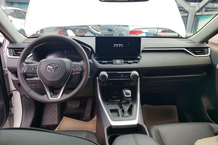 Used Toyota RAV4 2023 2.0L CVT Two-Wheel Drive Fashion Plus Edition