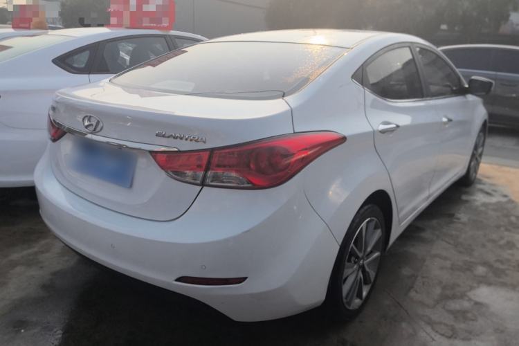 Used Hyundai Elantra 2015 1.6L Automatic Leading Model

