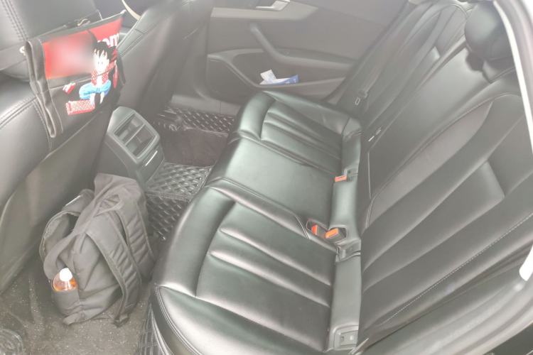 Used Audi A4L 2019 40 TFSI Ambition China VI
