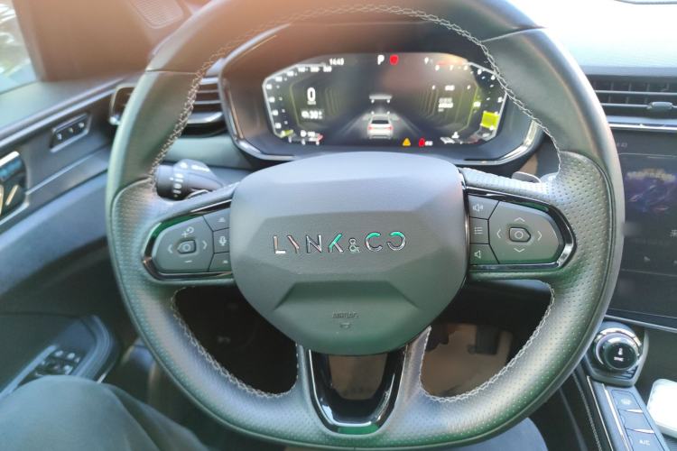 Used Lynk & Co 01 2021 2.0TD Four-Wheel Drive Dark Night Edition
