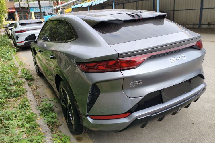 Used BYD Song L EV 2025 Intelligent Driving Version 662 km LiDAR Excellence Edition
