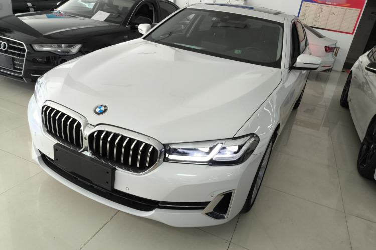Used BMW 5 Series 2022 Second Facelift 530Li Luxury Edition Premium Package

