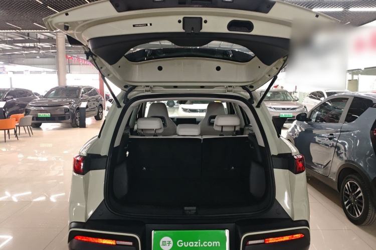 Used BYD Yuan UP 2025 Intelligent Driving Version 401 km Leading Edition