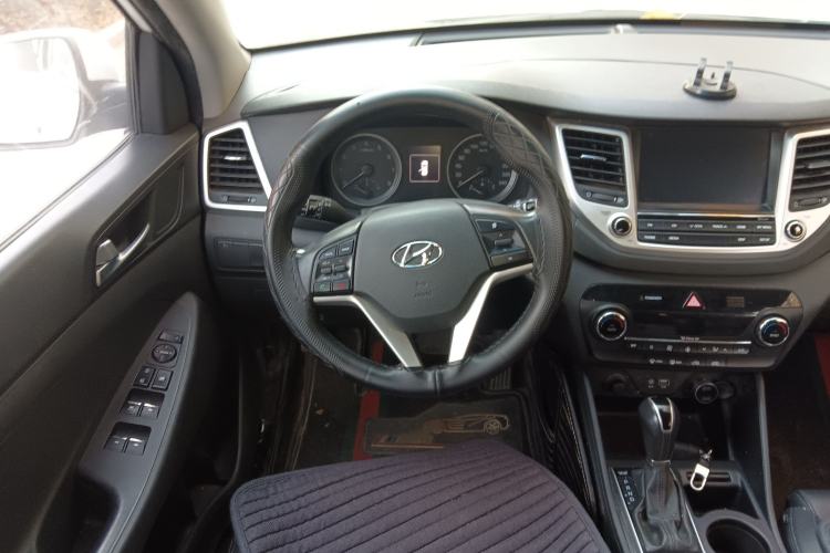 Used Hyundai Tucson 2015 1.6T Dual-Clutch Two-Wheel-Drive Smart Model