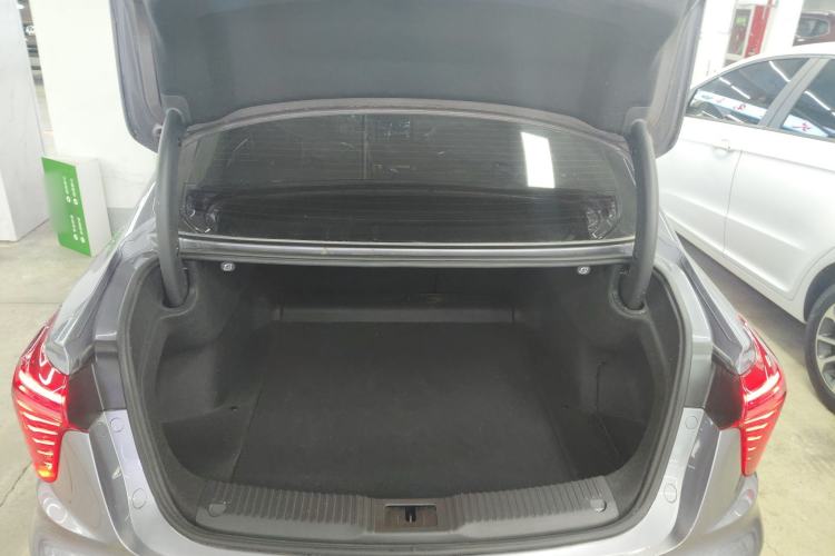 Used Hongqi H5 2023 2.0T Automatic Smart Connect Flagship Edition
