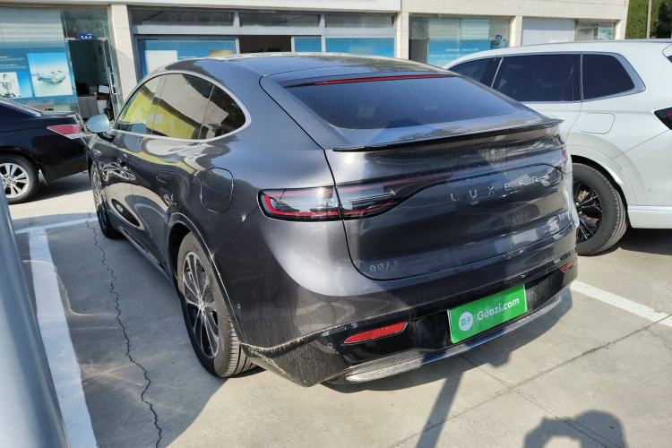 Used Hima Luxeed R7 2025 Range-Extended Version 251 km Max
