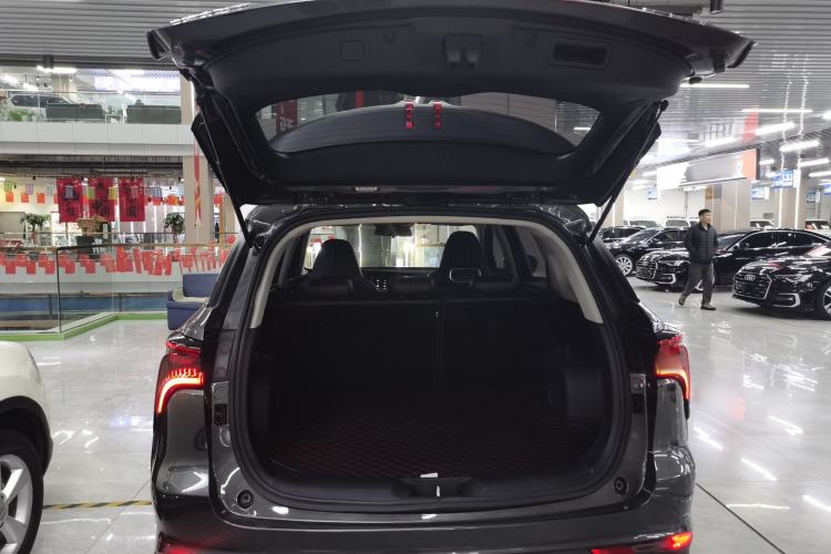 Used Changan CS75 PLUS 2022 1.5T Automatic Luxury Model
