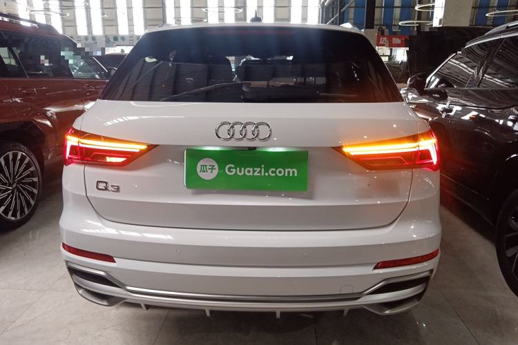 Used Audi Q3 2022 40 TFSI Fashion Dynamic Model
