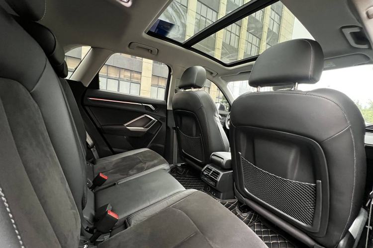 Used Audi Q3 2019 40 TFSI Fashion Dynamic Model
