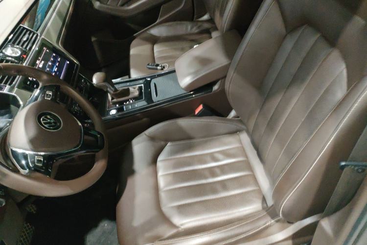 Used Volkswagen Phideon 2021 380TSI Luxury Edition
