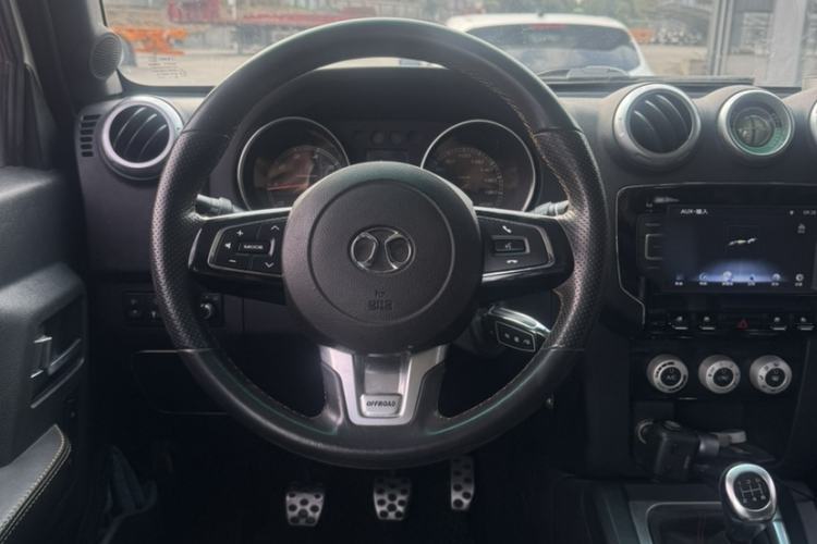 Used  BJ40 2016 40L 2.0T Manual All-Wheel Drive Prestige Edition