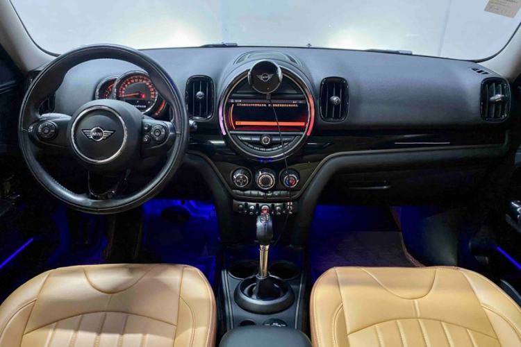 Used  Countryman 2018 1.5T COOPER Special Edition