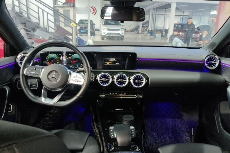 Used Mercedes-Benz A-Class 2022 Restyled A 200 L Sport Sedan Fashion Version
