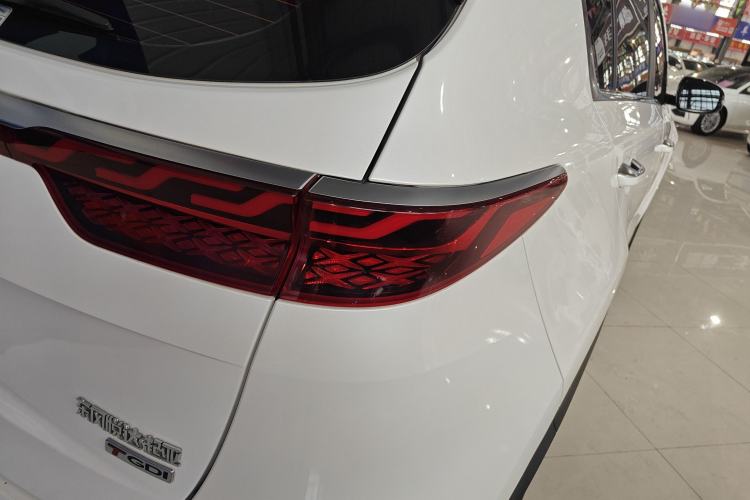 Used Kia KX5 2019 1.6T Automatic Two-Wheel Drive Luxury Edition
