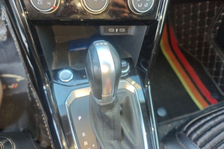 Used Volkswagen T-ROC 2022 280TSI DSG Two-Wheel Drive Comfort PLUS
