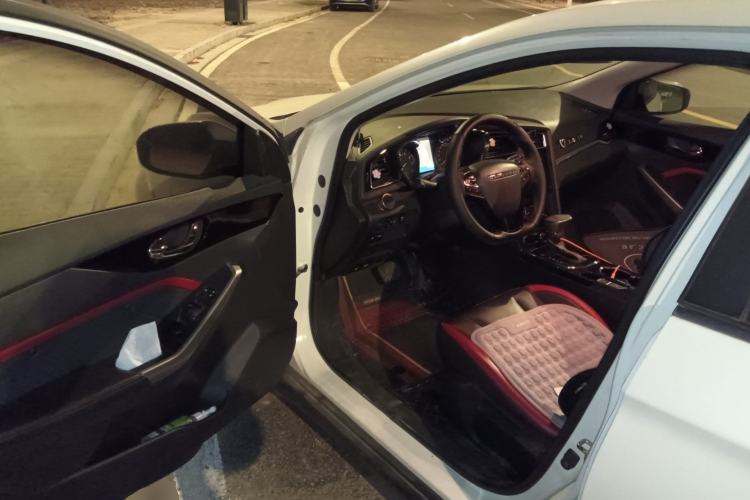 Used Venucia D60 2019 100 000 Honor 1.6L XL CVT Chenku Edition China VI Standard
